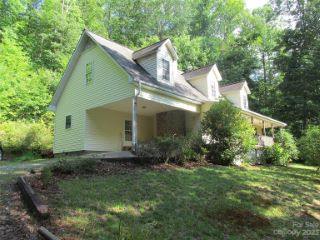 Foreclosed Home - 483 HOG COVE RD, 28779
