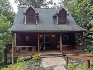 Foreclosed Home - 967 INDIAN LAKE RD, 28781