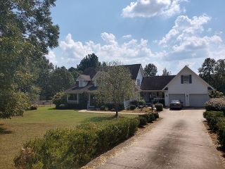 Foreclosed Home - 510 FLOYD BLACKWELL RD, 28782