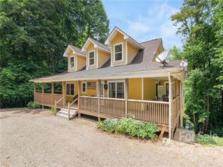 Foreclosed Home - 78 SPELLBOUND RD, 28785