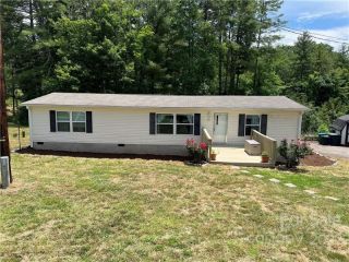 Foreclosed Home - 51 UPPER ROBERTS BRANCH RD, 28787