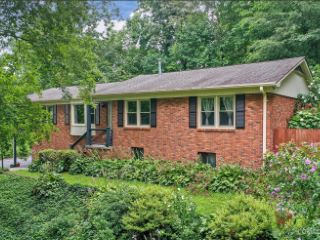 Foreclosed Home - 426 DEERHAVEN LN, 28791