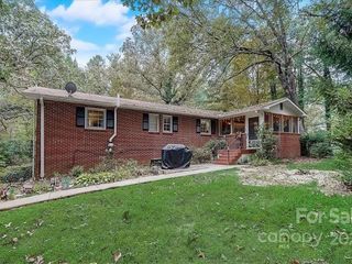 Foreclosed Home - 100 BRIGHTWATER HEIGHTS DR, 28791