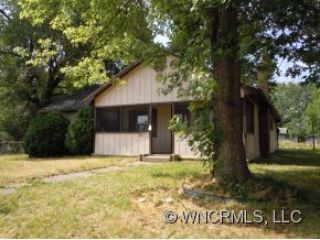 Foreclosed Home - 201 BLUE RIDGE ST, 28792