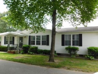 Foreclosed Home - 67 CRICKET DR, 28792