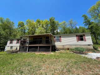 Foreclosed Home - 202 BOB CAT SPUR LN, 28792