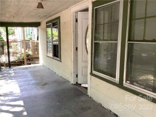 Foreclosed Home - 42 FORSYTHE ST, 28801