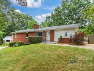 Foreclosed Home - 64 OAKLAND RD, 28801