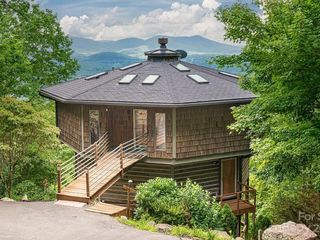 Foreclosed Home - 106 WINDY GAP RD, 28804