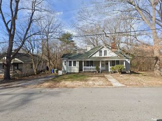 Foreclosed Home - 115 HANOVER ST, 28806