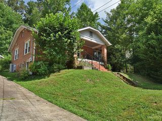 Foreclosed Home - 481 SAND HILL RD, 28806