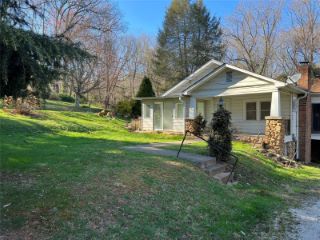 Foreclosed Home - 185 PISGAH VIEW RD, 28806