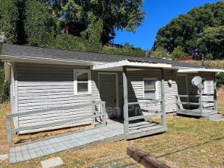 Foreclosed Home - 61 HAYWOOD RD, 28806