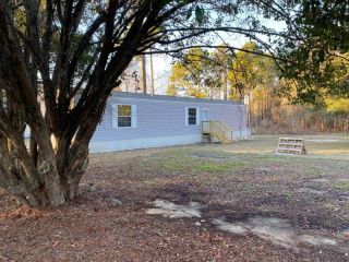 Foreclosed Home - 380 FOUNTAIN LAKE DR, 29048