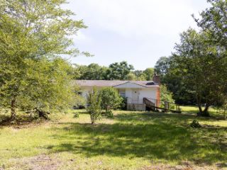 Foreclosed Home - 1314 GARDENSGATE RD, 29048