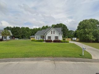 Foreclosed Home - 113 SAINT PAULS PLACE DR, 29054