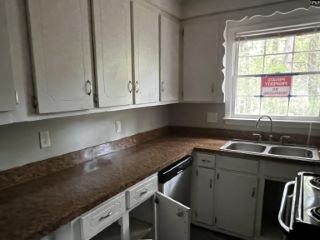 Foreclosed Home - 1318 CHADFORD RD, 29063