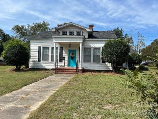 Foreclosed Home - 423 N MATSON ST, 29067
