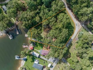 Foreclosed Home - 1323 BORDEAUX POINT RD, 29070