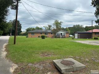 Foreclosed Home - 1030 S MAIN ST, 29150