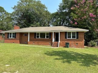Foreclosed Home - 7 HILLTOP ST, 29150