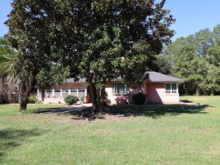 Foreclosed Home - 3230 N MAIN ST, 29153