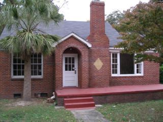 Foreclosed Home - 229 HAMMOND AVE, 29169