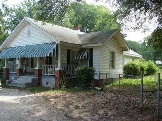 Foreclosed Home - 441 GOLF COURSE RD, 29180