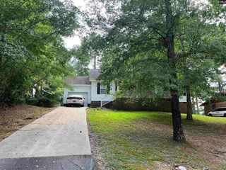 Foreclosed Home - 658 GLENTHORNE RD, 29203