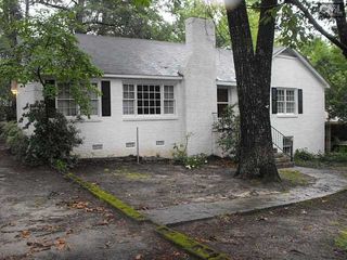 Foreclosed Home - 402 ARBOR DR, 29206