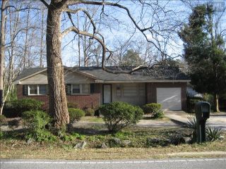 Foreclosed Home - 928 HALLBROOK DR, 29209