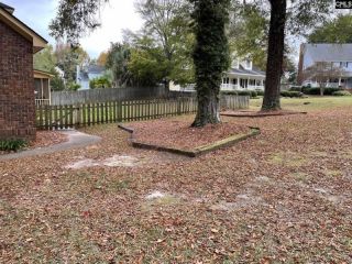 Foreclosed Home - 301 E PASSAGE CT, 29212
