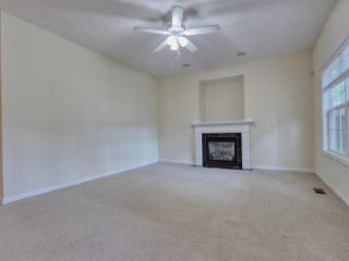 Foreclosed Home - List 100834003
