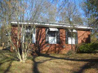 Foreclosed Home - 706 S CENTER ST, 29301
