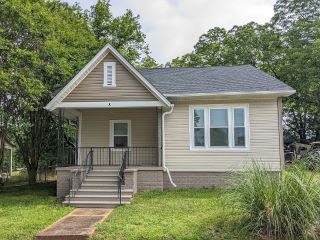 Foreclosed Home - 8 MAPLELANE ST, 29301