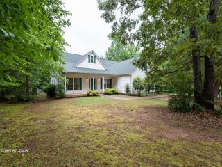 Foreclosed Home - 341 Swamp Fox Rd, 29306