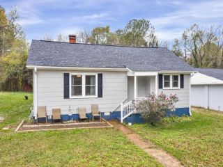 Foreclosed Home - 116 BRIGHTON ST, 29306