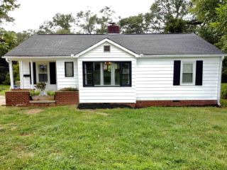 Foreclosed Home - 320 AMMONS RD, 29306