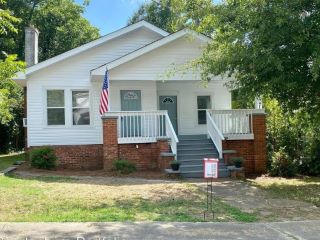 Foreclosed Home - 135 EDWARDS AVE, 29306