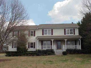 Foreclosed Home - 308 N PURPLE MOUNTAIN LN, 29316