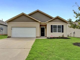 Foreclosed Home - 519 CRAFTSMAN LN, 29316