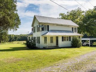 Foreclosed Home - 1225 OLD MILL RD, 29322