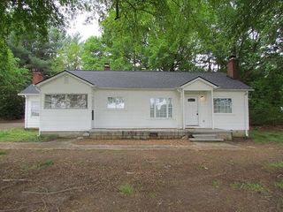 Foreclosed Home - 1205 HIGHWAY 11 W, 29323