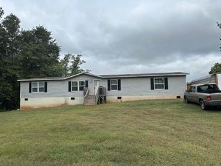 Foreclosed Home - 2358 HIGHWAY 11 W, 29323
