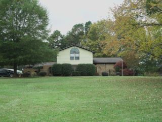 Foreclosed Home - 565 PEACHTREE RD, 29323