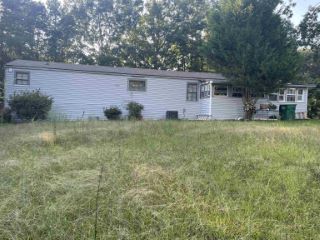 Foreclosed Home - 118 OLD AIRPORT RD, 29323