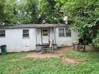 Foreclosed Home - 120 CARVER ST, 29330
