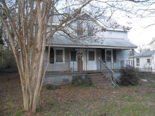 Foreclosed Home - 309 ELM ST, 29340