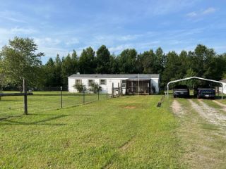 Foreclosed Home - 2905 CORINTH RD, 29340