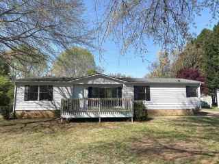 Foreclosed Home - 2990 BISHOP RD, 29349